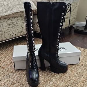 Black Leather Lace-Up Platform Boots